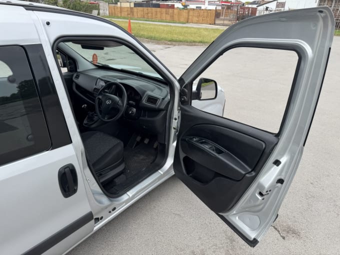 2025 Vauxhall Combo