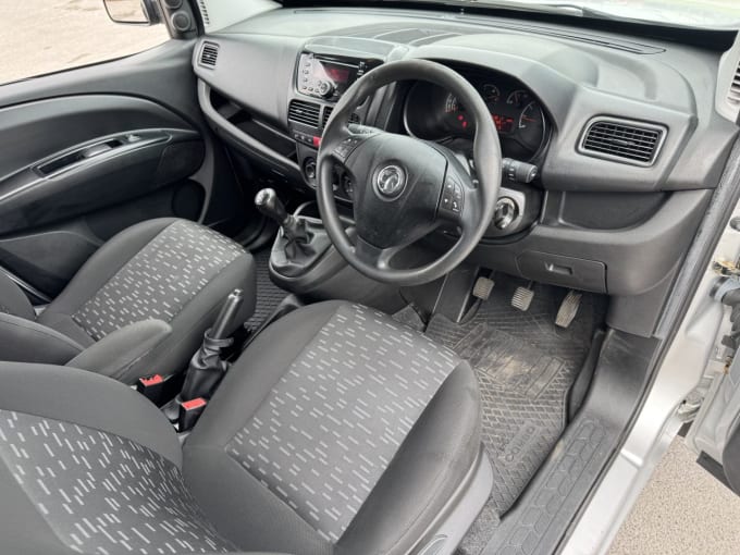 2025 Vauxhall Combo