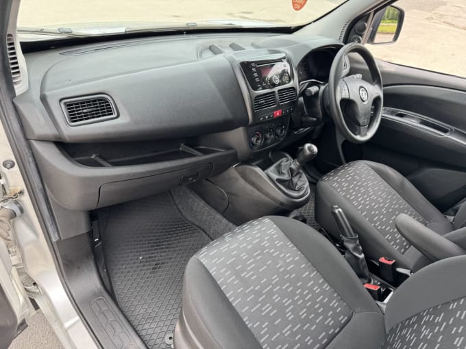 2025 Vauxhall Combo