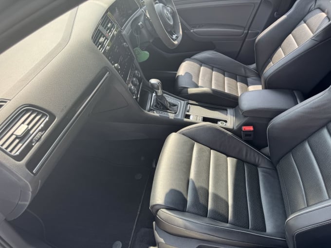 2025 Volkswagen Golf
