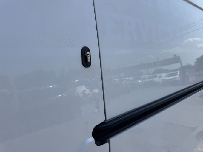 2025 Renault Master