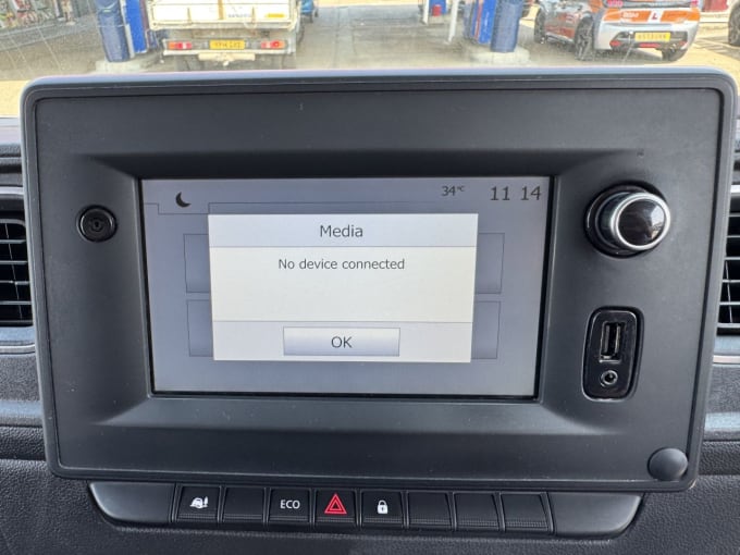 2025 Renault Master