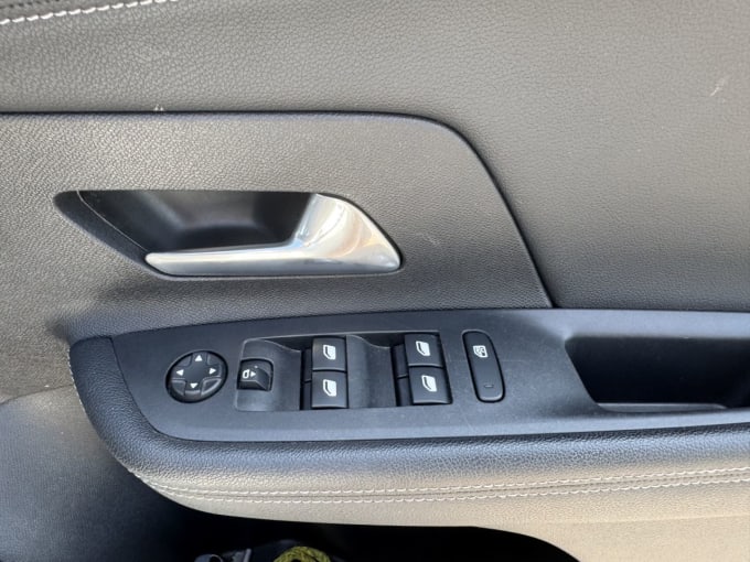 2025 Vauxhall Mokka