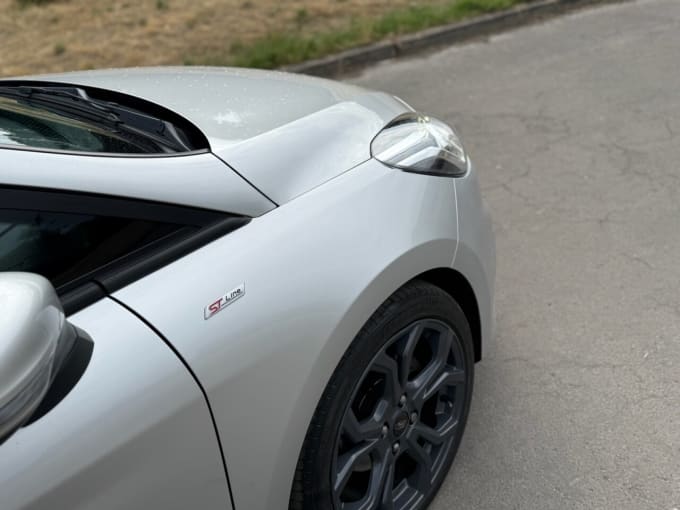 2025 Ford Fiesta