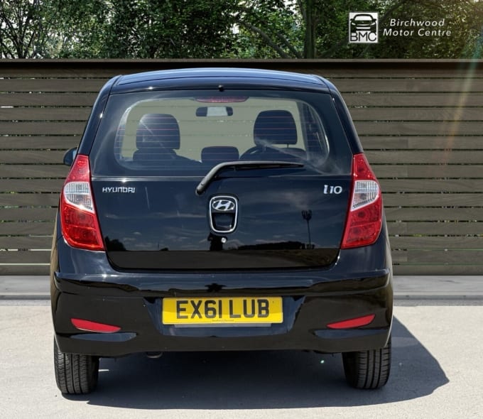 2025 Hyundai I10