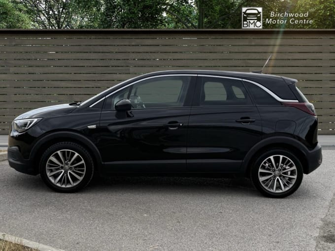 2025 Vauxhall Crossland X