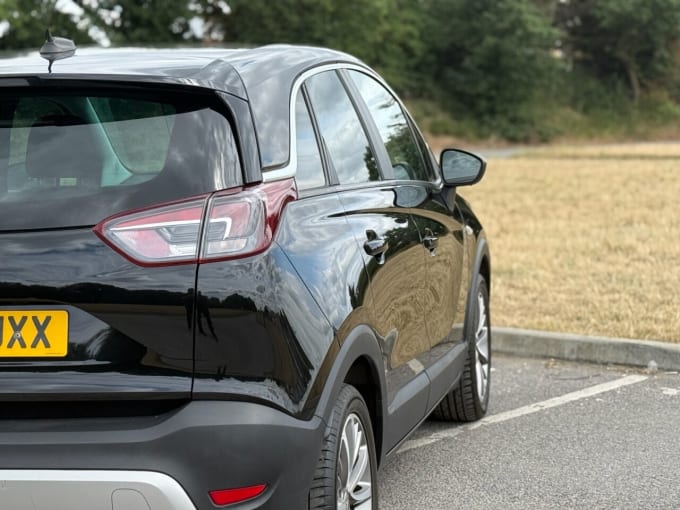 2025 Vauxhall Crossland X