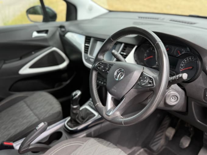2025 Vauxhall Crossland X