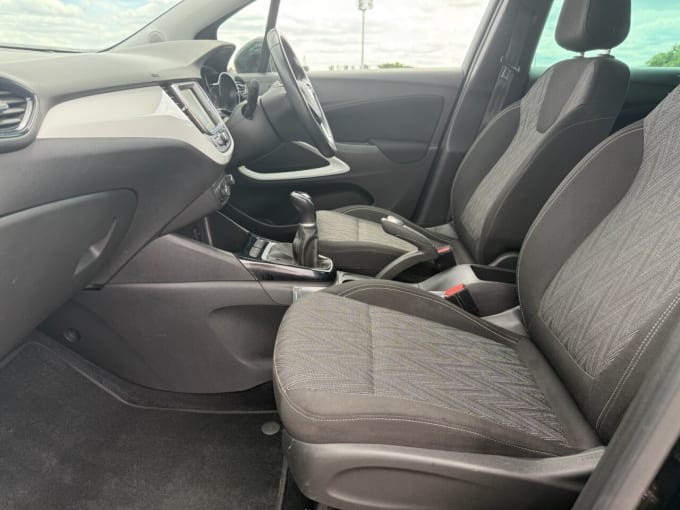 2025 Vauxhall Crossland X