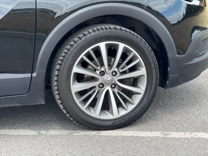 2025 Vauxhall Crossland X