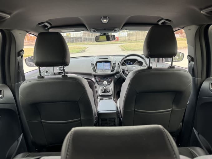 2025 Ford Kuga