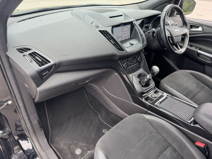 2025 Ford Kuga