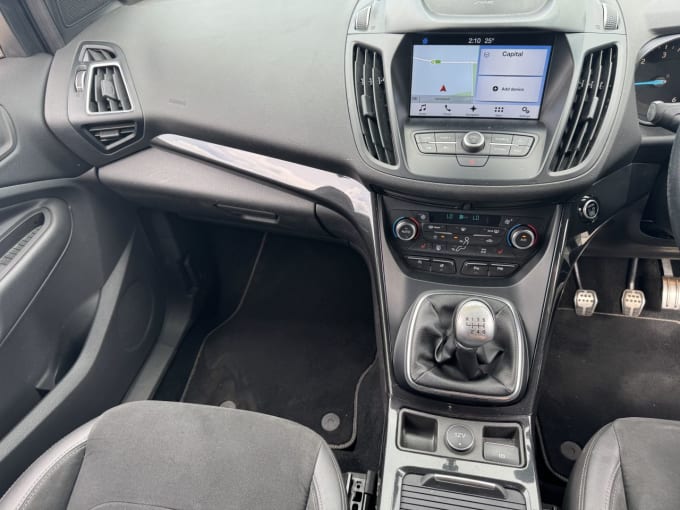 2025 Ford Kuga