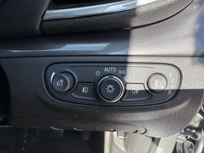 2025 Vauxhall Mokka X