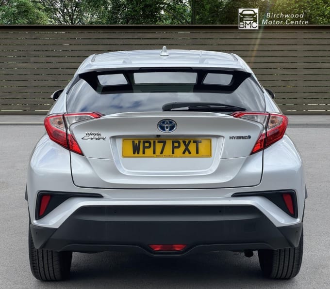 2025 Toyota C-hr