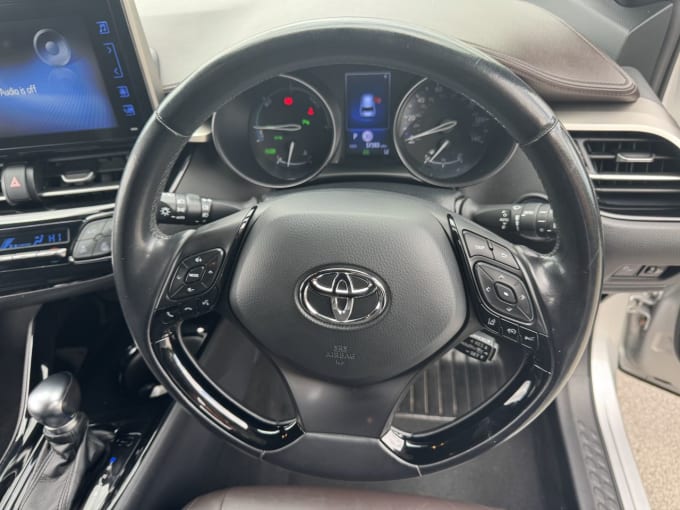 2025 Toyota C-hr