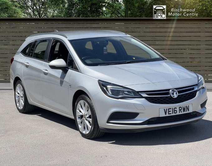 2025 Vauxhall Astra