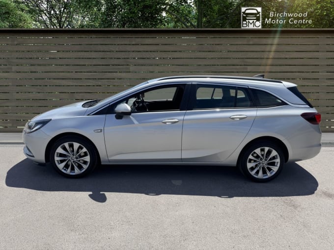 2025 Vauxhall Astra