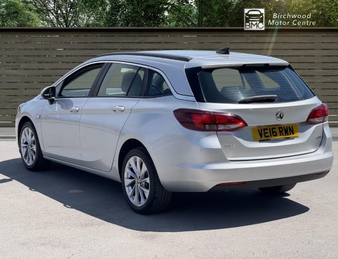 2025 Vauxhall Astra
