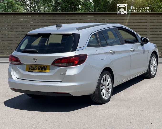 2025 Vauxhall Astra