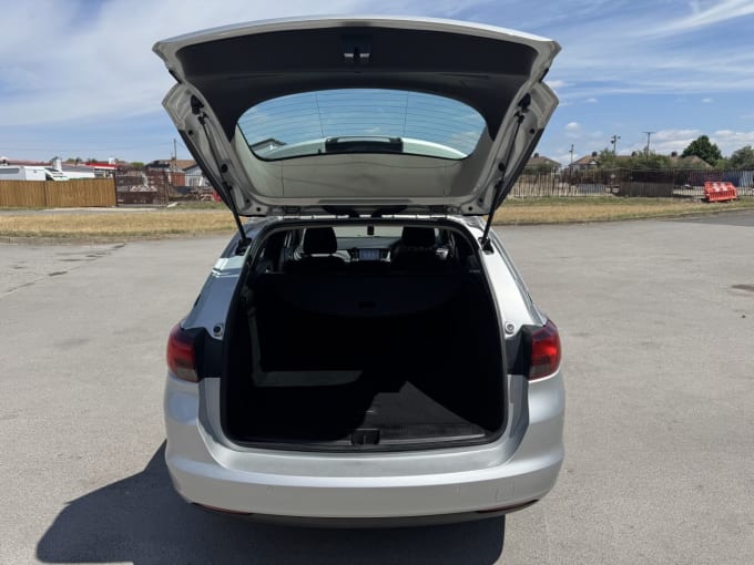 2025 Vauxhall Astra