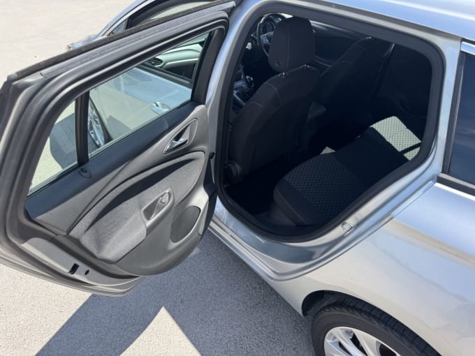2025 Vauxhall Astra