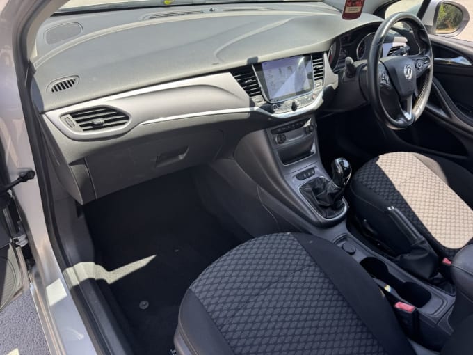 2025 Vauxhall Astra