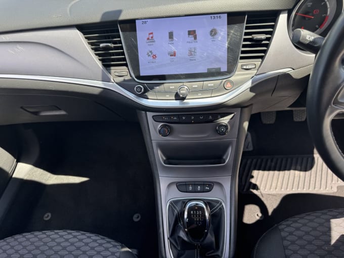 2025 Vauxhall Astra