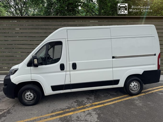 2025 Peugeot Boxer