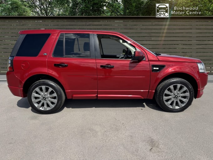 2025 Land Rover Freelander 2