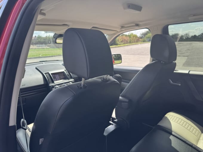 2025 Land Rover Freelander 2