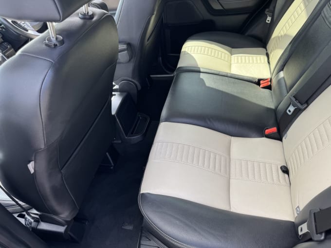 2025 Land Rover Freelander 2