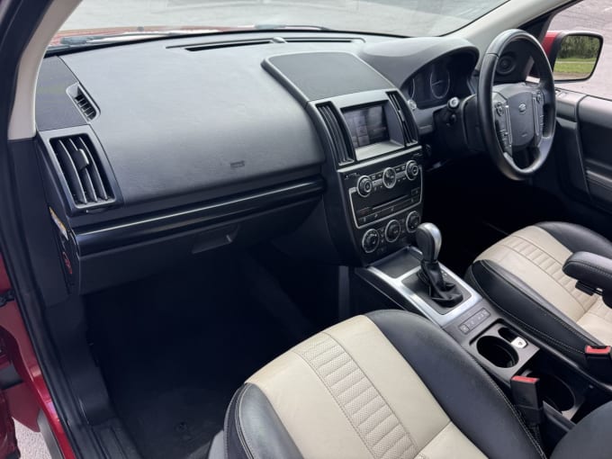 2025 Land Rover Freelander 2
