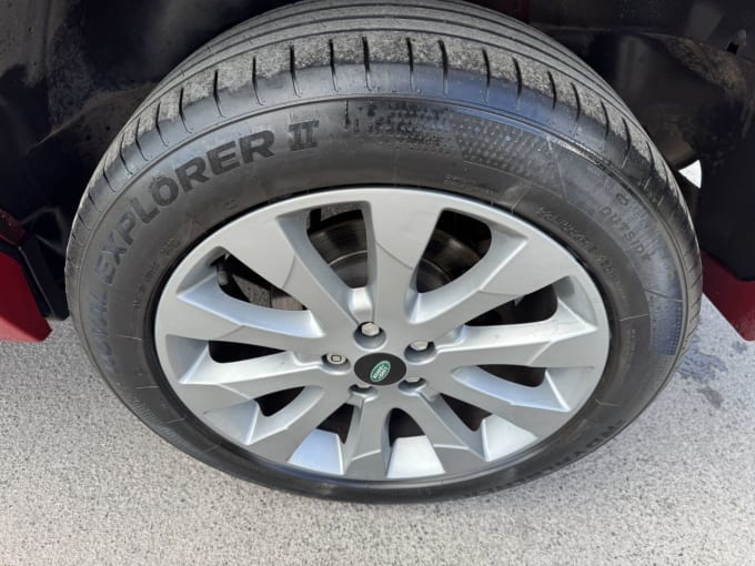 2025 Land Rover Freelander 2