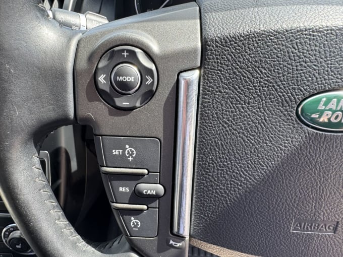 2025 Land Rover Freelander 2