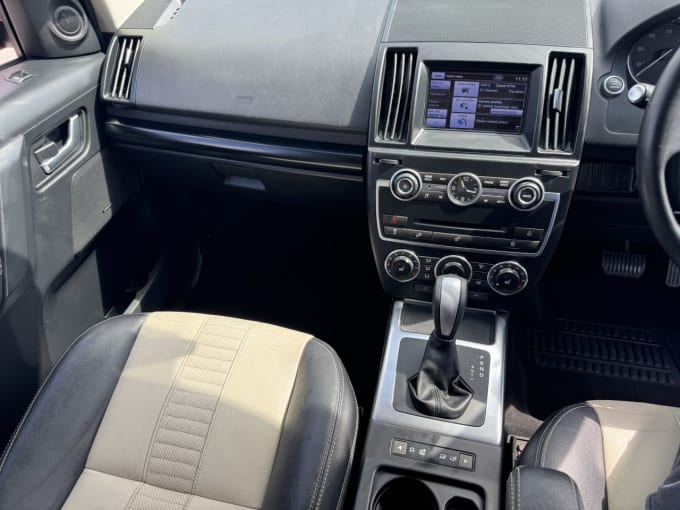 2025 Land Rover Freelander 2