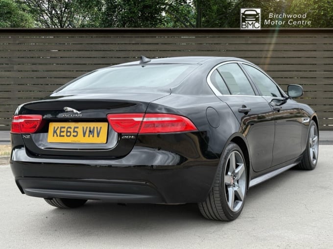 2025 Jaguar Xe