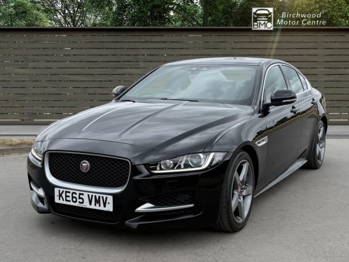 2025 Jaguar Xe