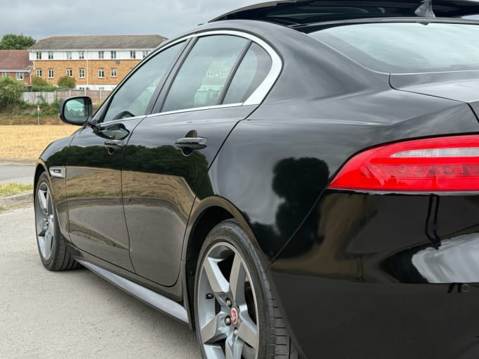 2025 Jaguar Xe