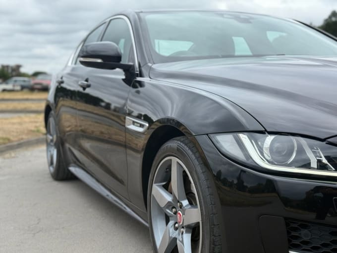 2025 Jaguar Xe