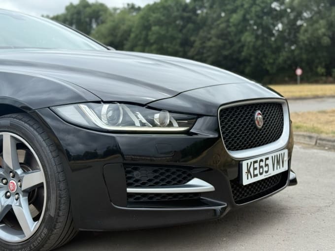 2025 Jaguar Xe