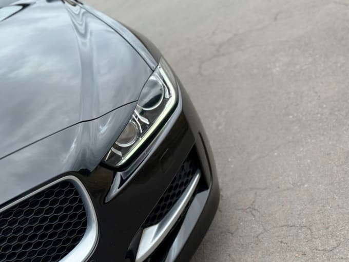 2025 Jaguar Xe