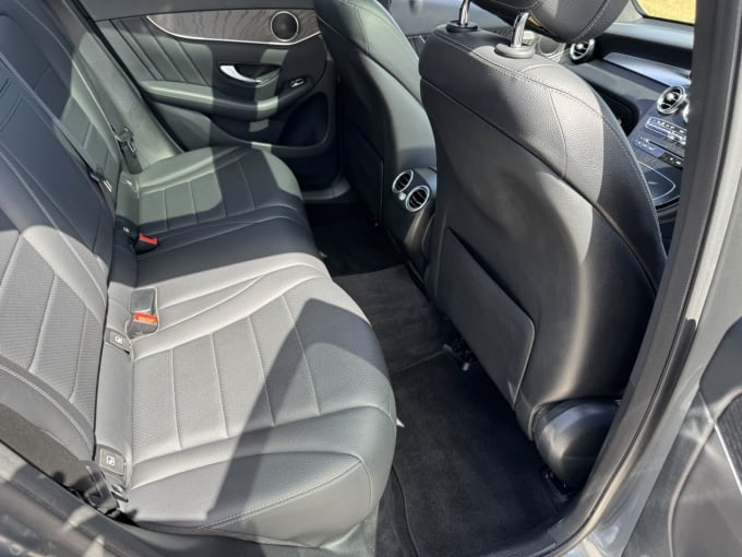 2025 Mercedes-benz Glc