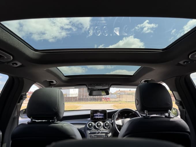 2025 Mercedes-benz Glc