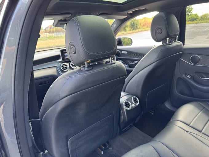 2025 Mercedes-benz Glc