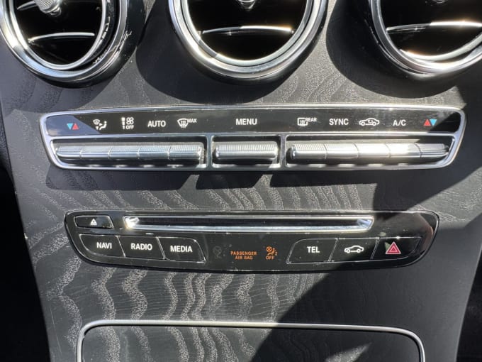 2025 Mercedes-benz Glc