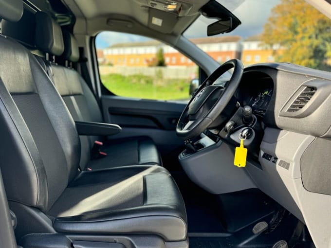 2025 Vauxhall Vivaro