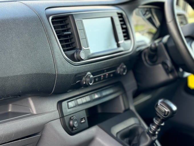 2025 Vauxhall Vivaro