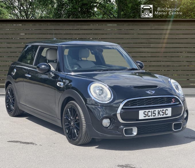 2025 Mini Hatch