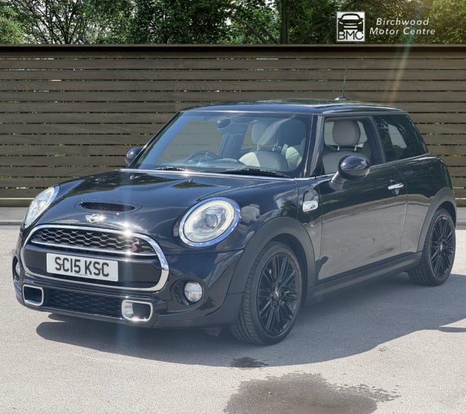 2025 Mini Hatch